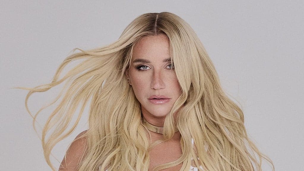 Kesha tickets at Credit Union 1 Amphitheatre, Tinley Park