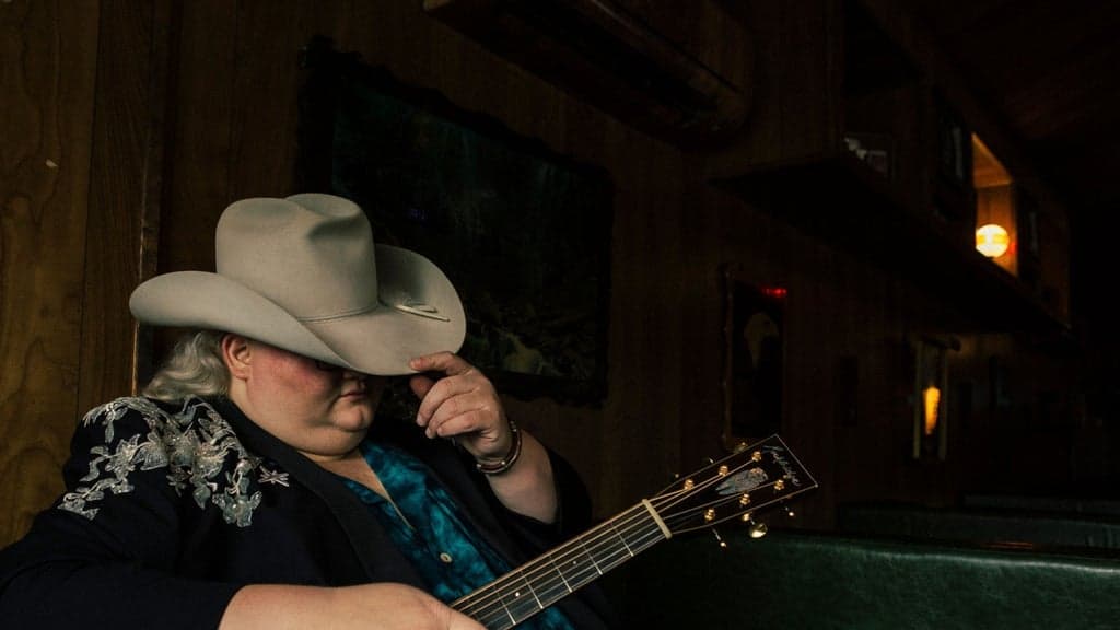 Joshua Ray Walker tickets at Hernando's Hide-A-Way, Memphis