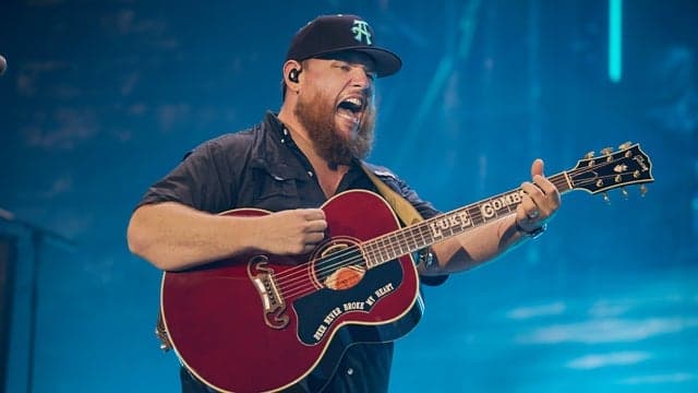 Luke Combs tickets at Gillette Stadium, Foxborough